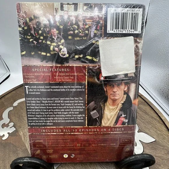 Rescue Me - The Complete Second Season (DVD, 2006, 4-Disc Set) - Picture 2 of 3